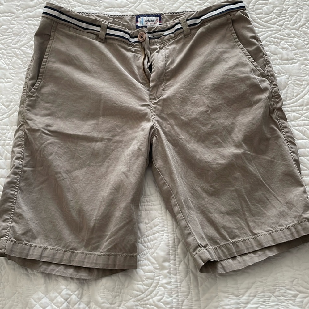 Johnnie-O Khaki Flat Front 32 inch Shorts